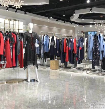 品牌尾貨折扣服裝品牌女裝折扣店批發女裝