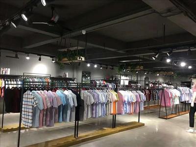 品牌折扣男裝批發(fā)市場低價處理夏季庫存尾貨